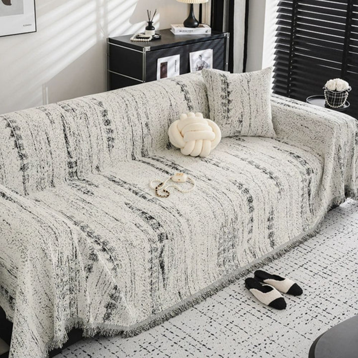 Pokrowiec na sofę Almond Crest – elegancki komfort do wnętrza