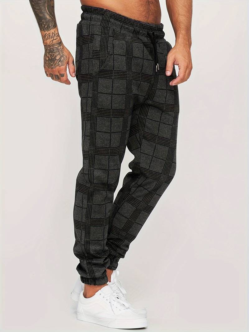 UrbanFit – męskie joggery slim fit w kratkę