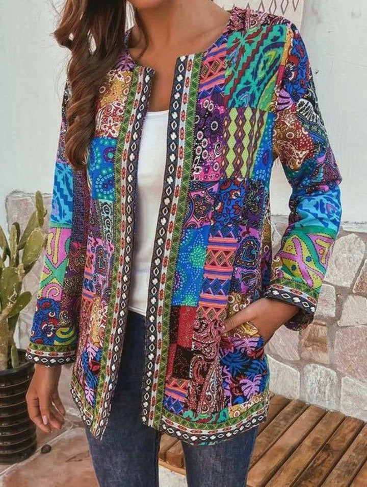 Damski kardigan w stylu retro – ponadczasowa elegancja