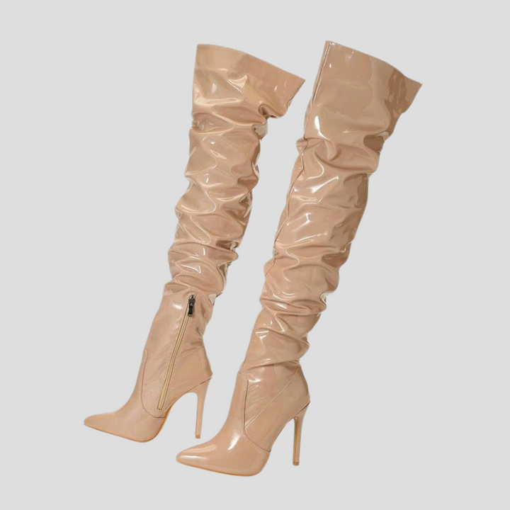 Damskie buty na 8-centymetrowym obcasie