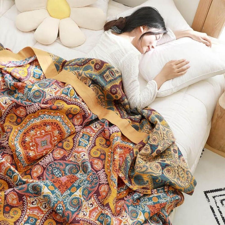 Dwustronny koc boho we wzór wschodu słońca