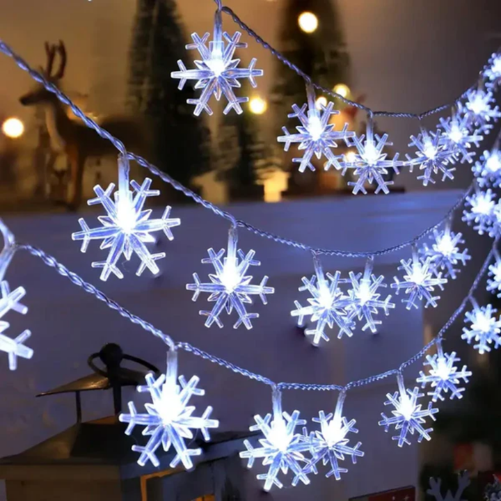Lampki LED w kształcie śnieżynek