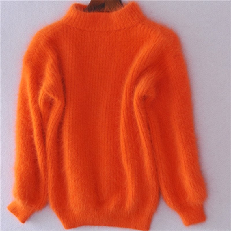 Moherowy sweter z golfem
