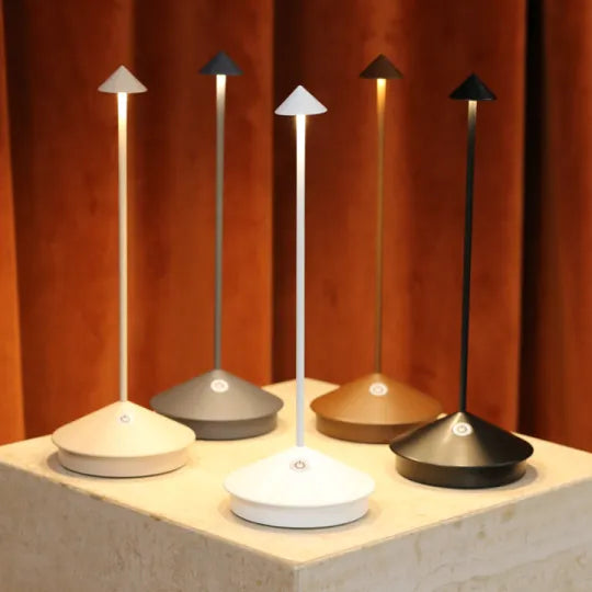Bezprzewodowa lampa LED | Ściemniana lampa dotykowa na baterie