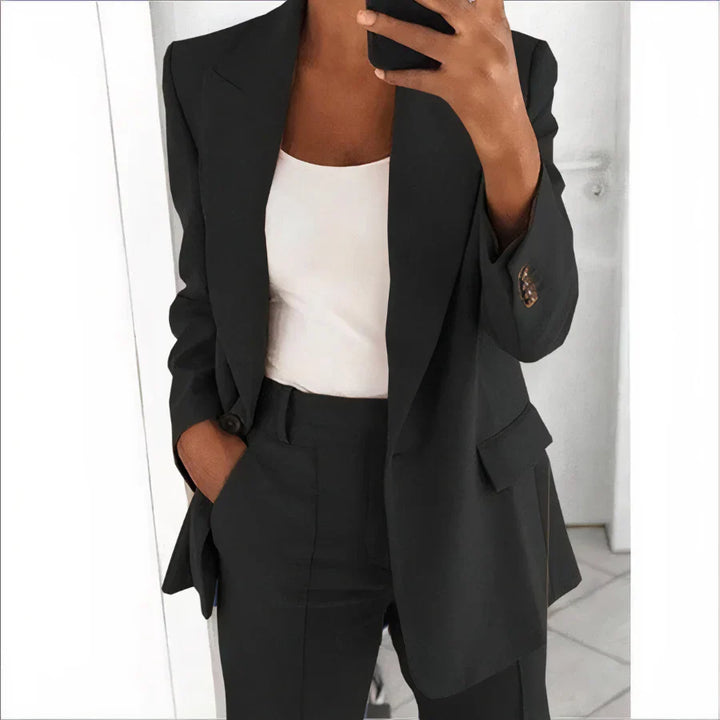 Damski zestaw – blazer i spodnie