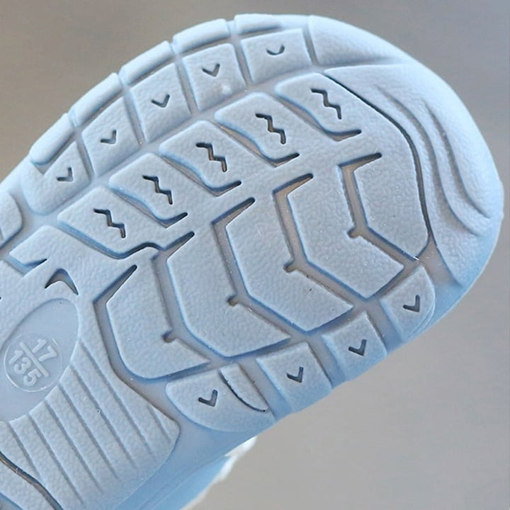 Ember – buty barefoot dla niemowląt, elastyczne i bezpieczne