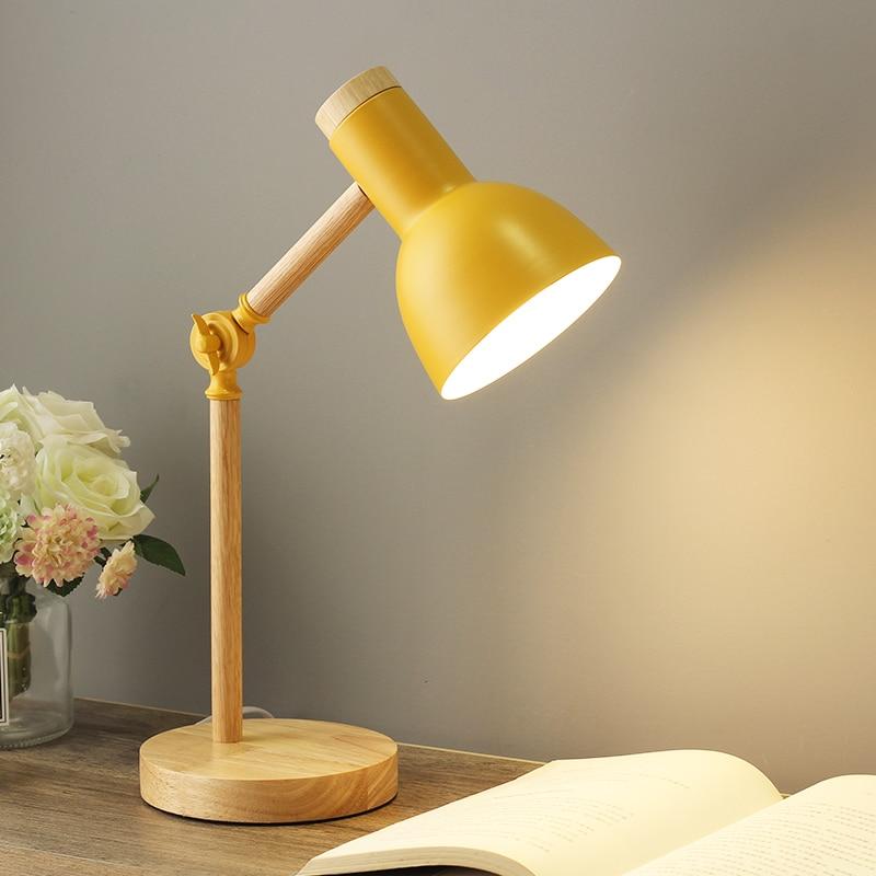 Skandynawska lampa stołowa z drewna - LumiNord
