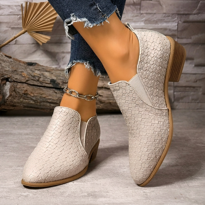 Eleganckie damskie lakierowane oksfordki