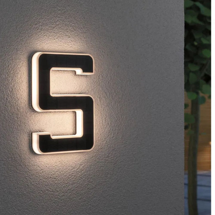 Solarny numer domu z LED i czujnikiem zmierzchu