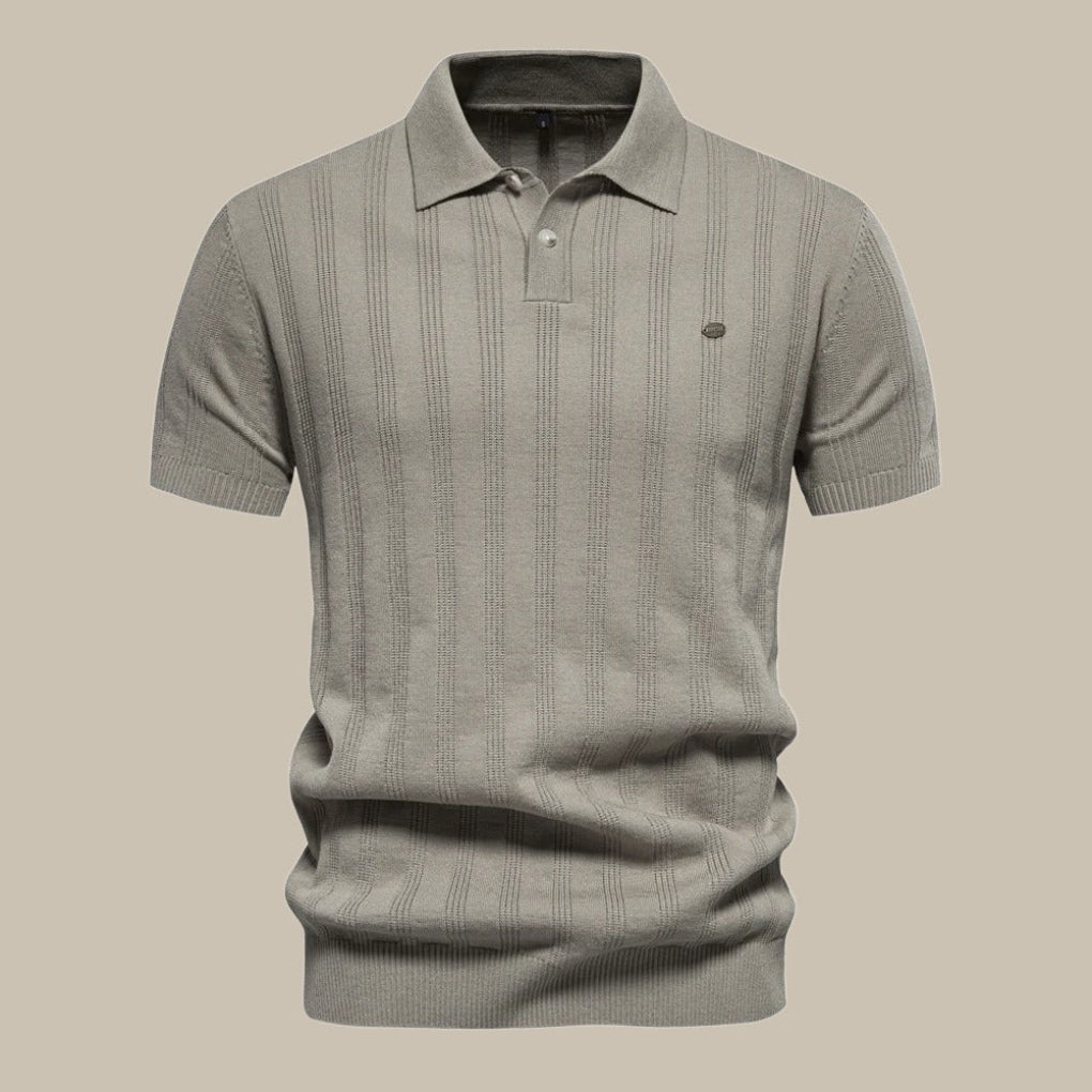 Lekka koszulka polo – elegancja na co dzień